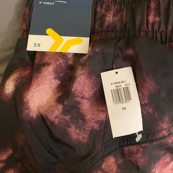 Old Navy Plus Size NWT Athletic Shorts - Picture 4 of 5